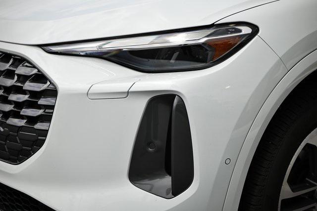 new 2025 Audi Q5 car, priced at $54,450