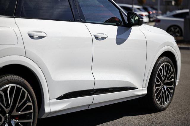 new 2025 Audi SQ5 car, priced at $71,372