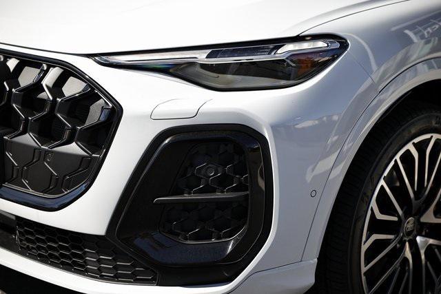 new 2025 Audi SQ5 car, priced at $71,372
