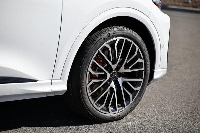 new 2025 Audi SQ5 car, priced at $71,372