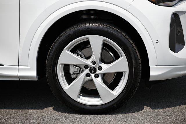 new 2025 Audi Q5 car, priced at $57,475