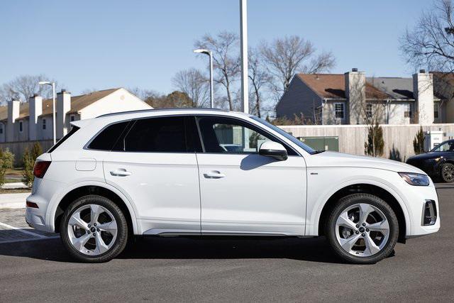 new 2025 Audi Q5 car, priced at $51,502