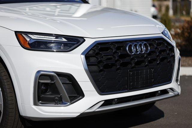 new 2025 Audi Q5 car, priced at $51,502