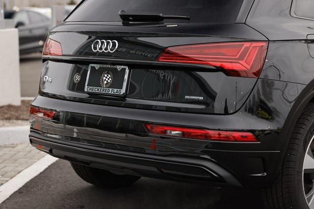 new 2025 Audi Q5 car, priced at $43,337