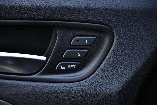 used 2020 Acura MDX car, priced at $26,062