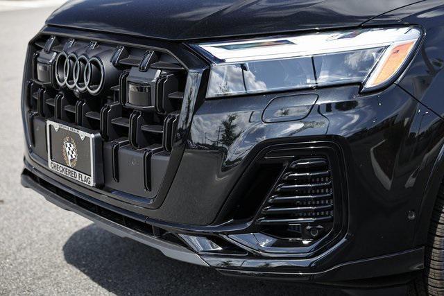 new 2025 Audi Q7 car, priced at $75,530