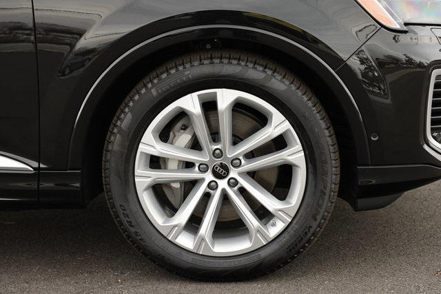 used 2025 Audi Q7 car, priced at $68,690