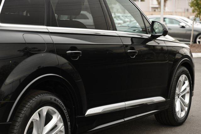 used 2025 Audi Q7 car, priced at $68,690