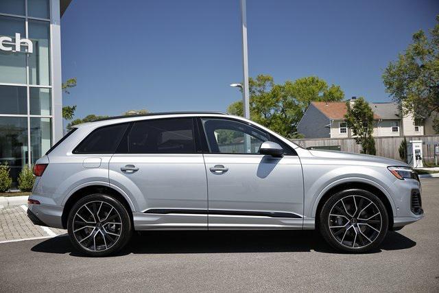 new 2025 Audi Q7 car, priced at $76,900