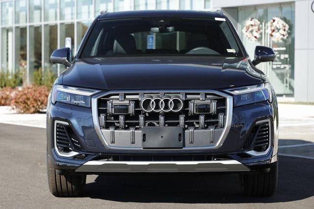 new 2025 Audi Q7 car, priced at $71,750