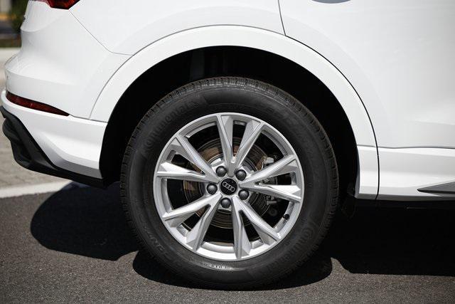 new 2025 Audi Q3 car, priced at $43,662