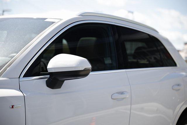 new 2025 Audi Q3 car, priced at $43,662