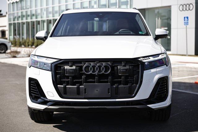 new 2025 Audi Q7 car, priced at $84,400