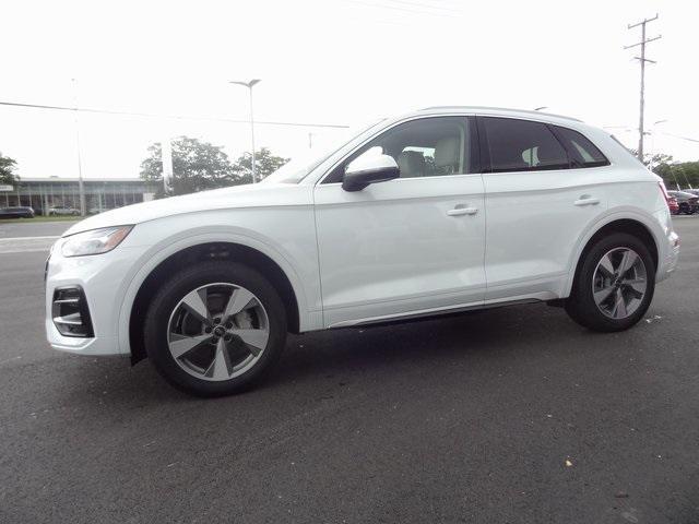 used 2024 Audi Q5 car, priced at $39,594