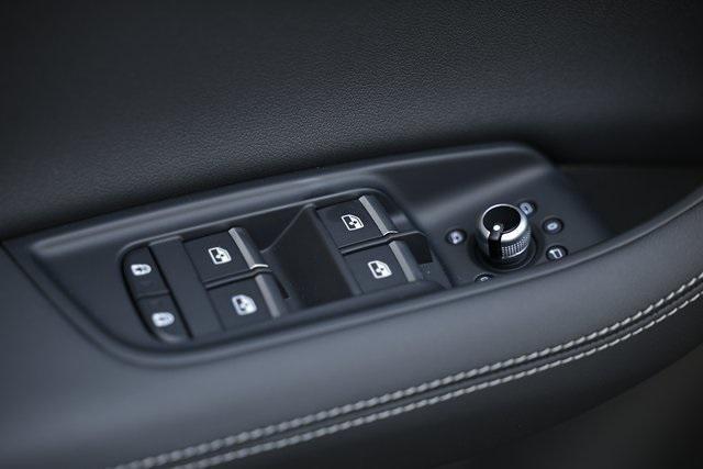 new 2025 Audi Q7 car, priced at $81,830