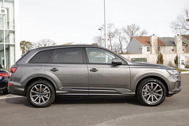 used 2024 Audi Q7 car, priced at $55,269