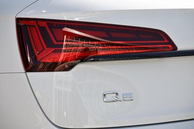 new 2025 Audi Q5 car, priced at $49,867