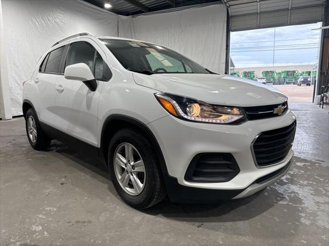 used 2022 Chevrolet Trax car, priced at $17,117