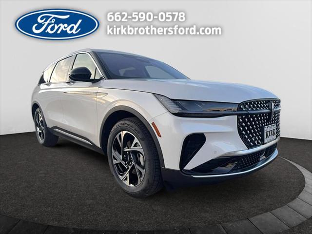 used 2025 Lincoln Nautilus car, priced at $51,936