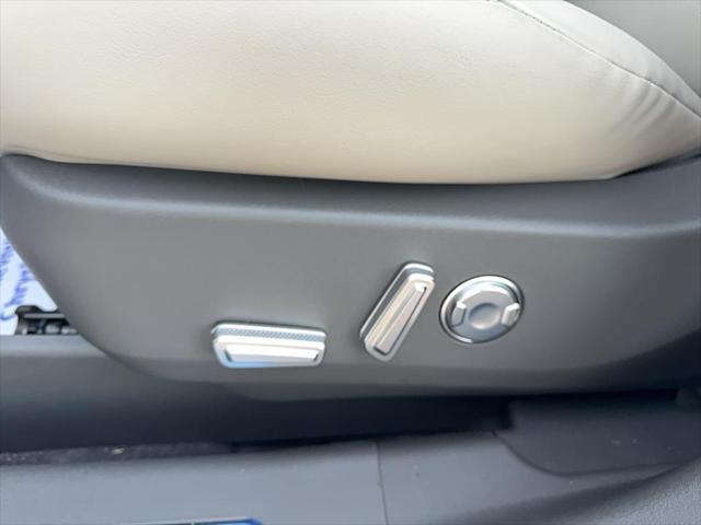 used 2025 Lincoln Nautilus car, priced at $51,936