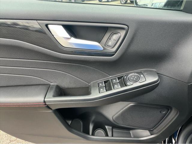 new 2025 Ford Escape car, priced at $31,140