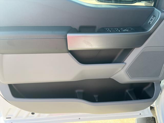new 2025 Ford F-250 car, priced at $57,426