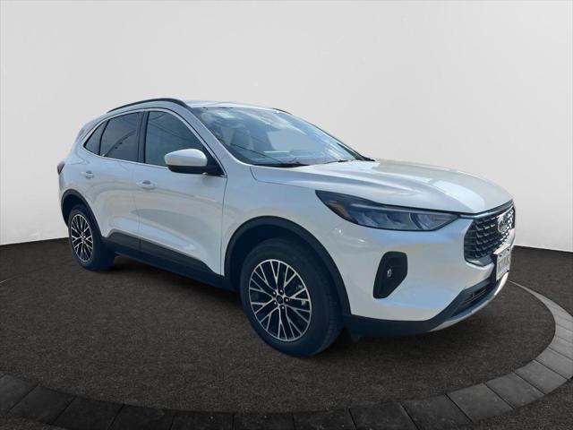 new 2025 Ford Escape PHEV car, priced at $37,145