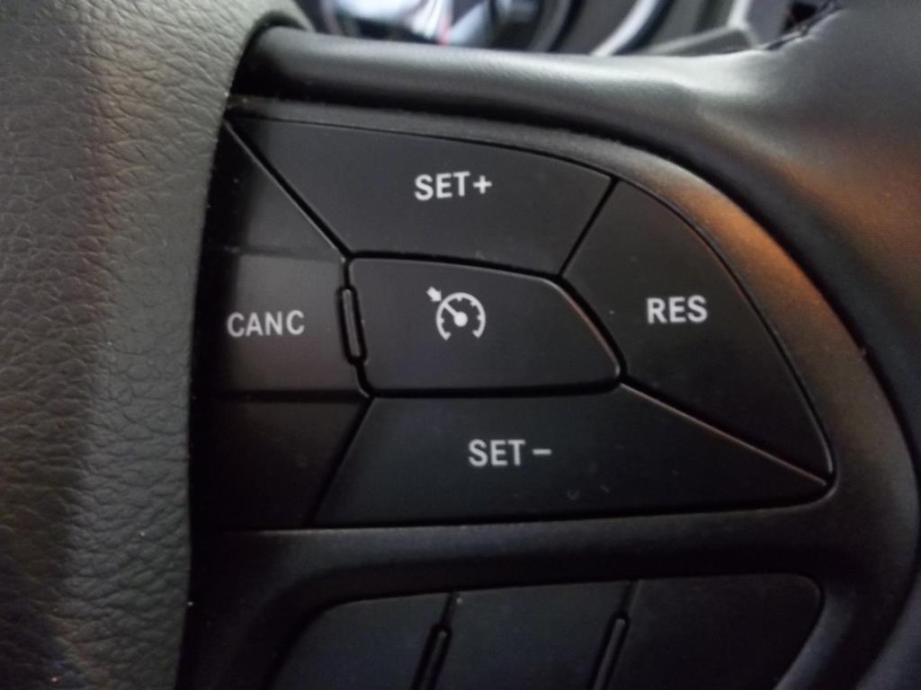 used 2021 Jeep Cherokee car, priced at $25,990