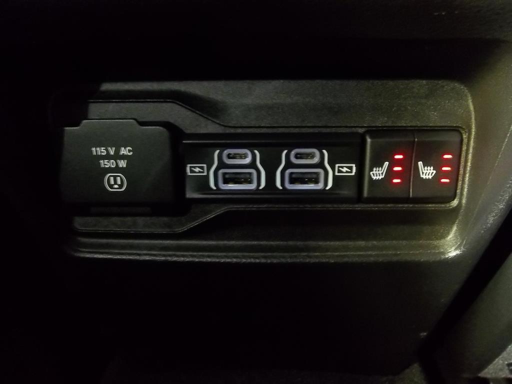 used 2022 Jeep Grand Cherokee car, priced at $31,990