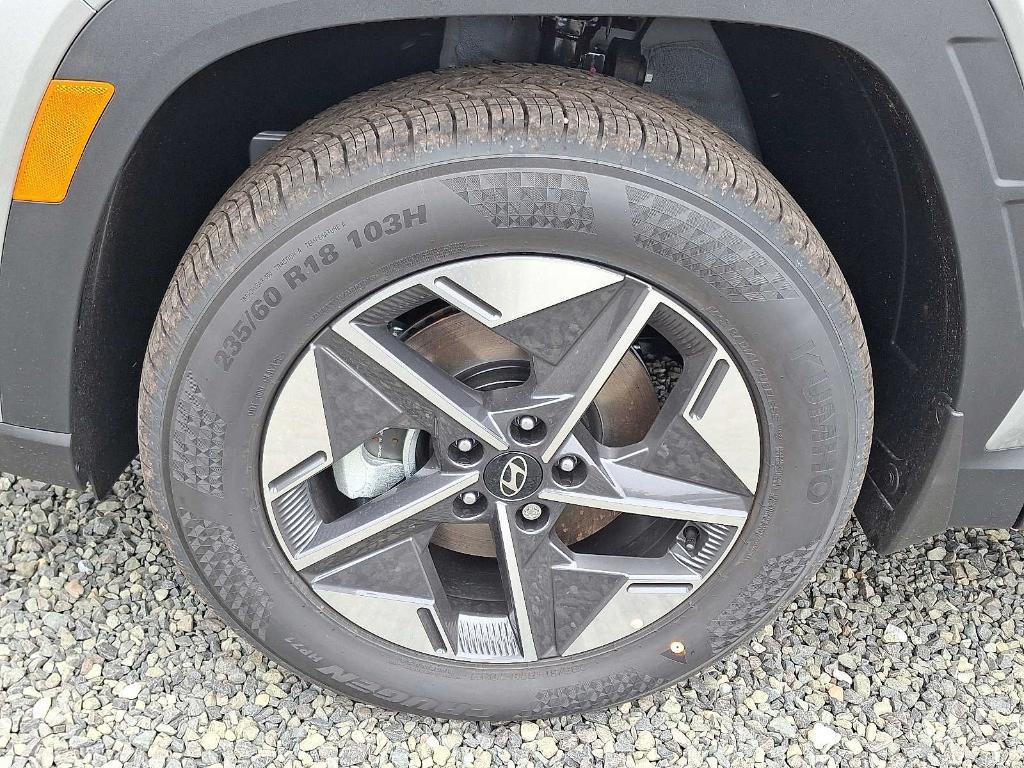 new 2025 Hyundai Tucson car, priced at $32,405