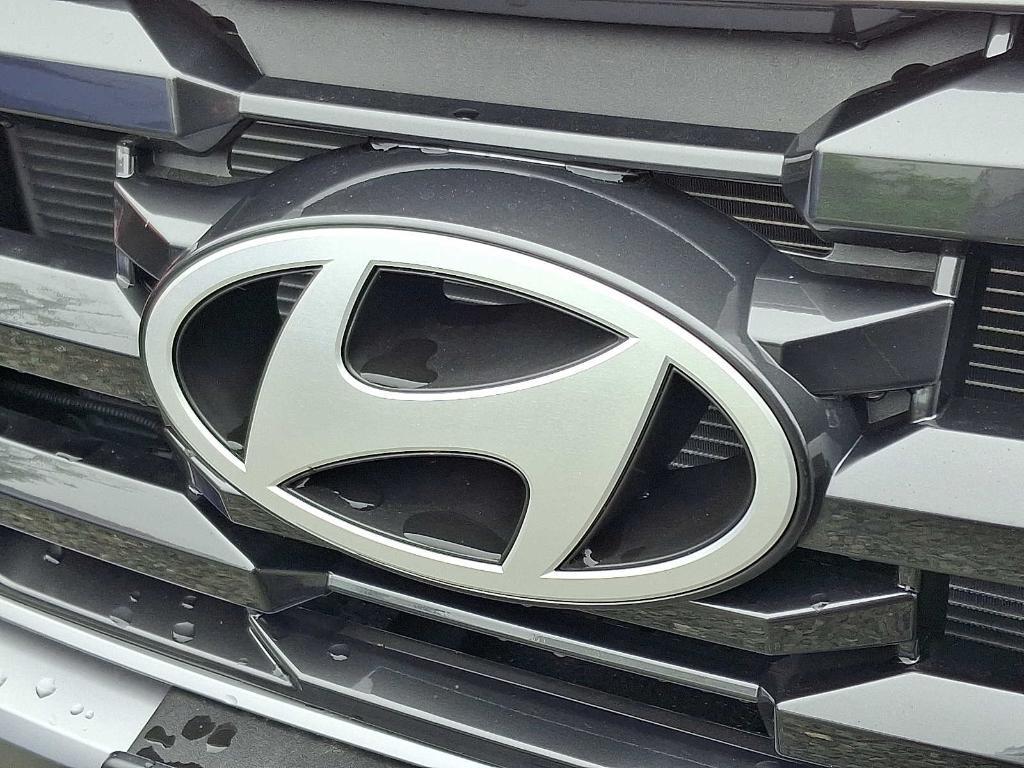 new 2025 Hyundai Tucson car, priced at $32,405