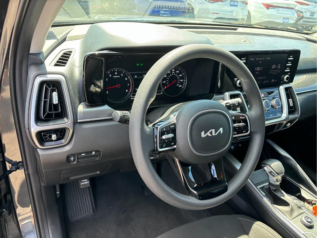 used 2023 Kia Sorento car, priced at $22,447