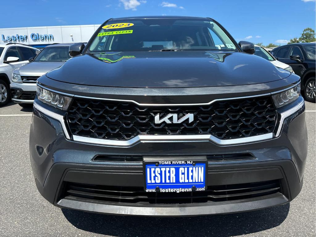 used 2023 Kia Sorento car, priced at $22,447