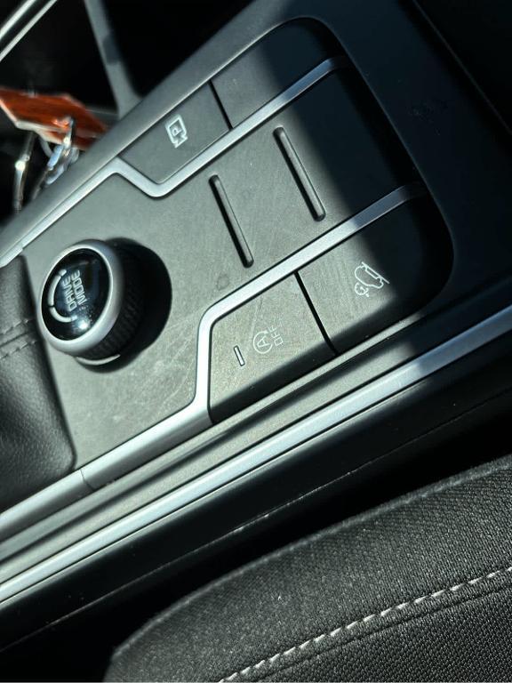 used 2023 Kia Sorento car, priced at $22,447