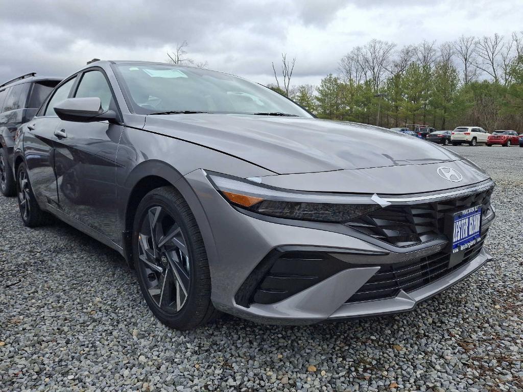 new 2025 Hyundai Elantra car, priced at $27,210
