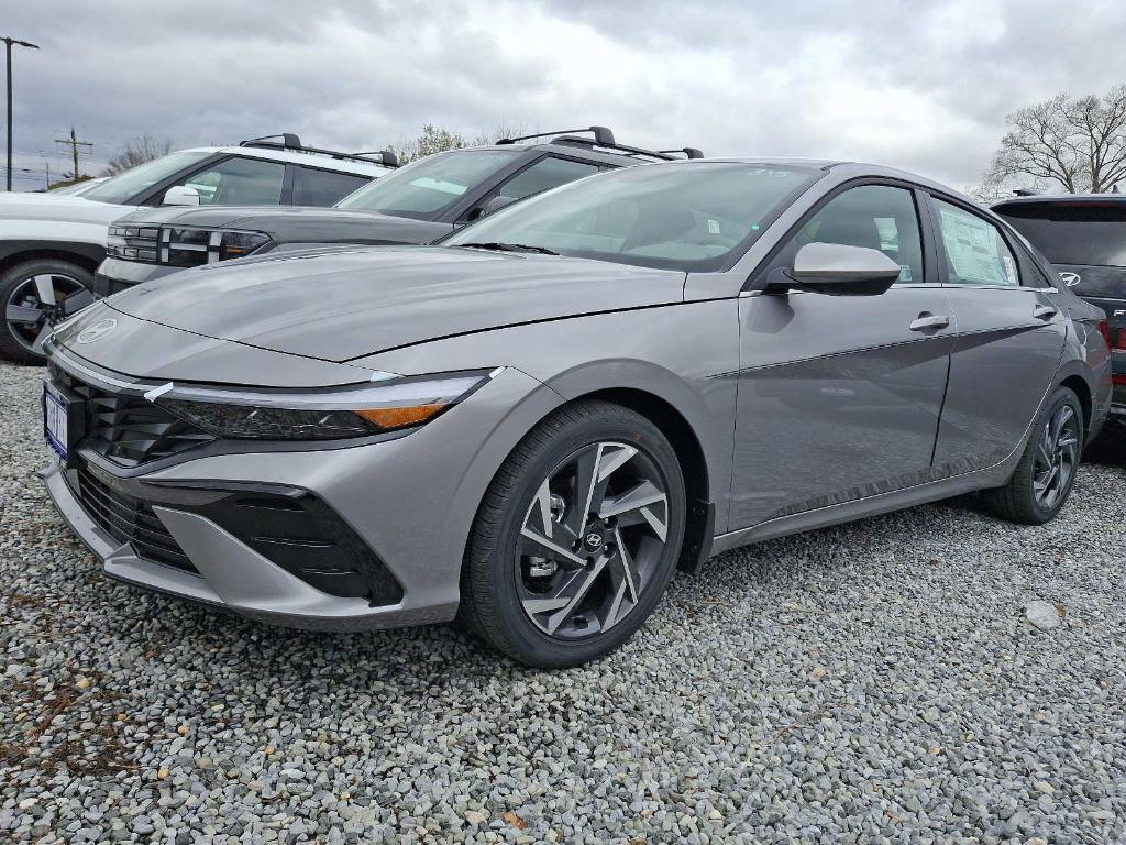new 2025 Hyundai Elantra car, priced at $27,210
