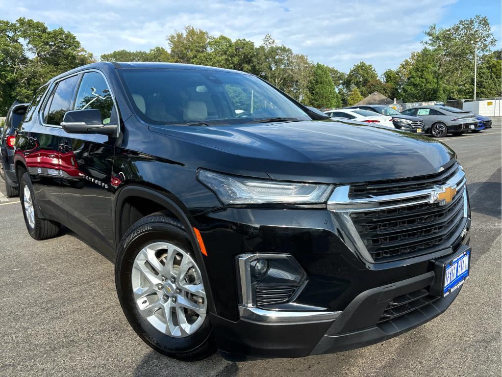 used 2023 Chevrolet Traverse car, priced at $31,079
