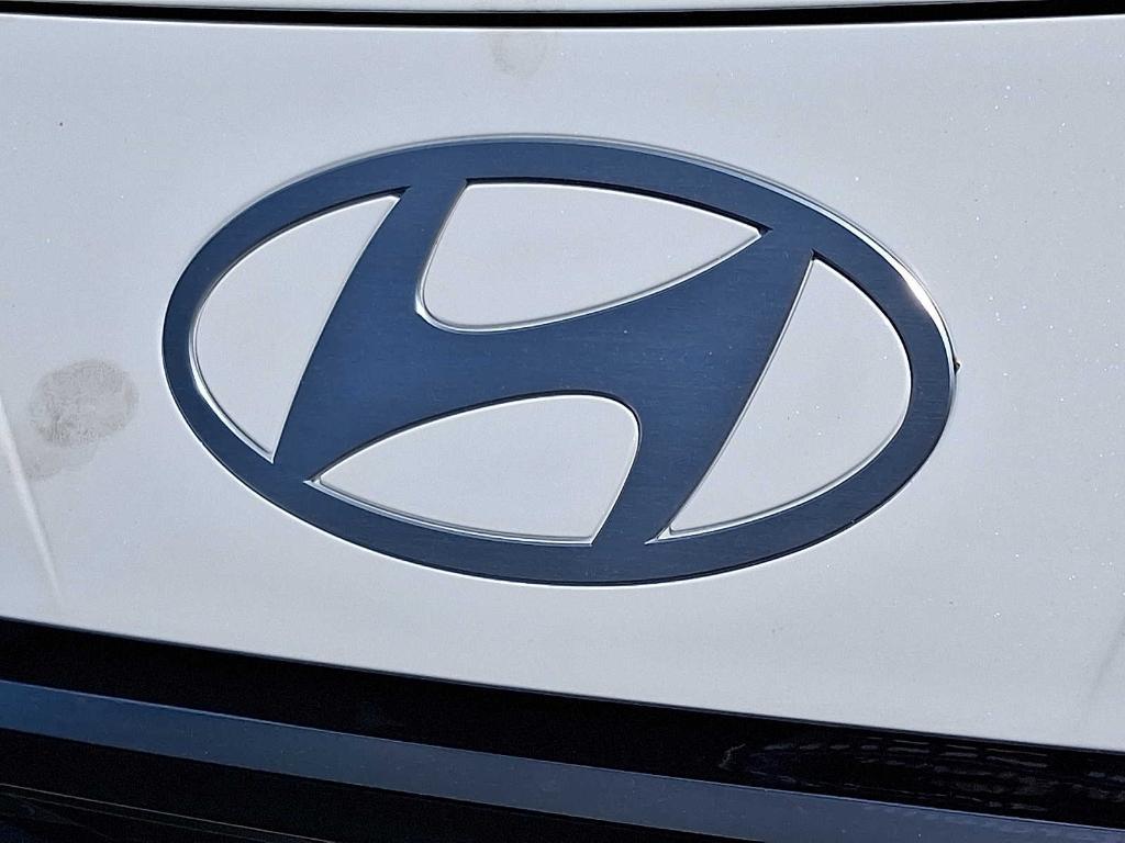 new 2025 Hyundai Elantra car, priced at $26,845
