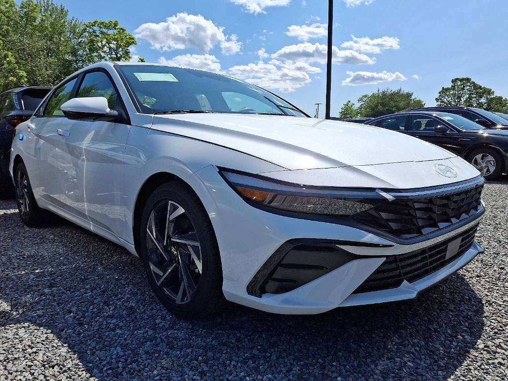 new 2025 Hyundai Elantra car, priced at $26,845