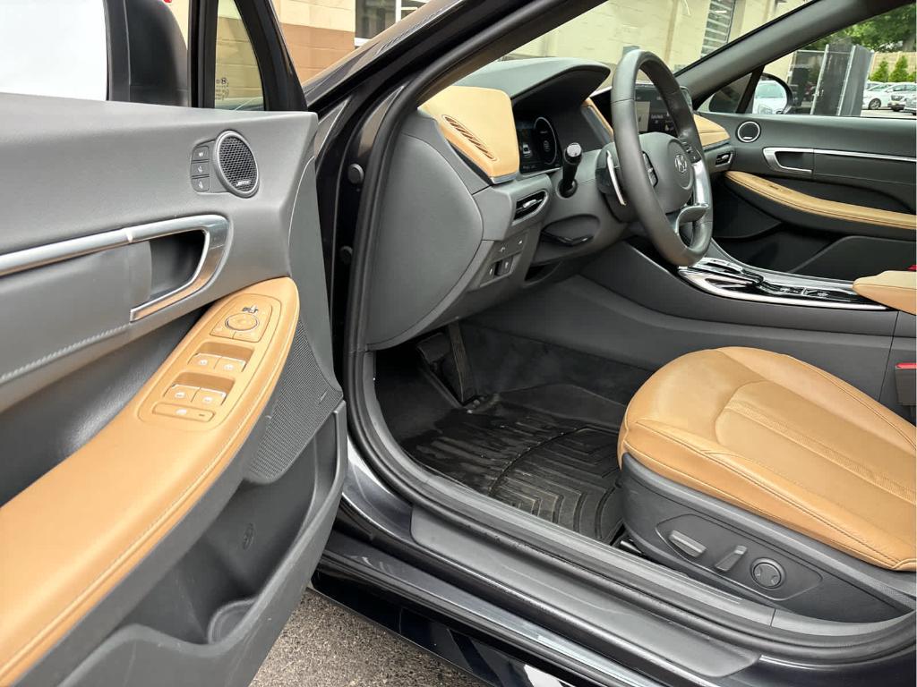 used 2021 Hyundai Sonata car, priced at $23,637