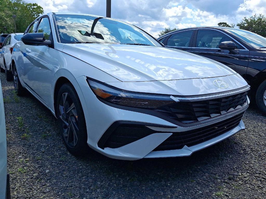 new 2025 Hyundai Elantra car, priced at $23,745