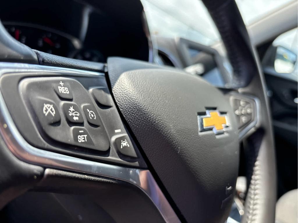 used 2022 Chevrolet Equinox car, priced at $20,333