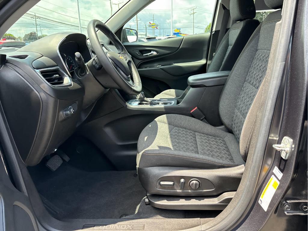 used 2022 Chevrolet Equinox car, priced at $20,333