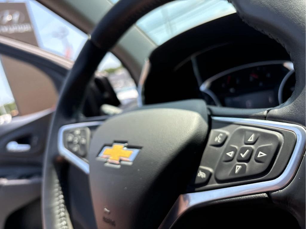 used 2022 Chevrolet Equinox car, priced at $20,333