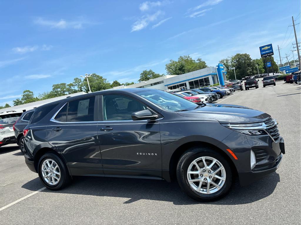 used 2022 Chevrolet Equinox car, priced at $20,333