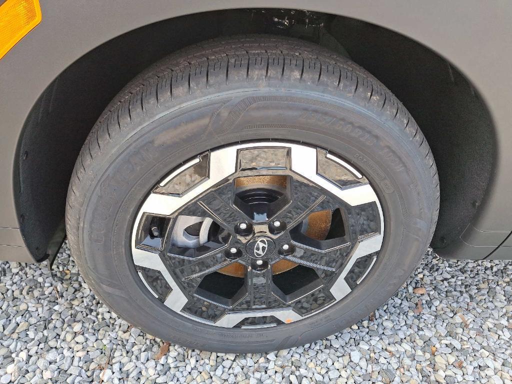 new 2025 Hyundai Santa Fe car, priced at $40,814