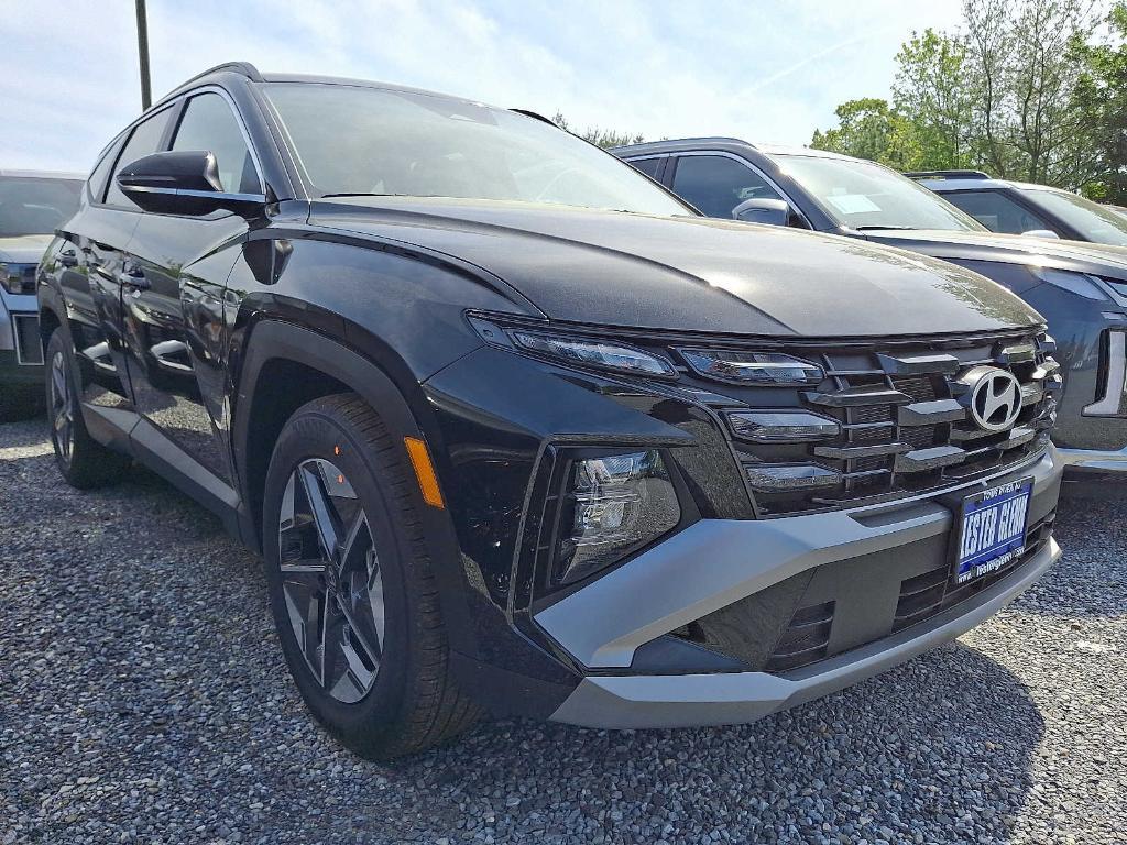 new 2025 Hyundai Tucson car, priced at $34,905