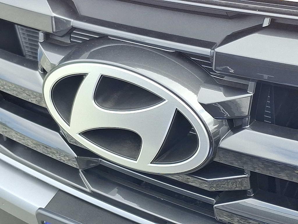 new 2025 Hyundai TUCSON Hybrid car, priced at $35,110