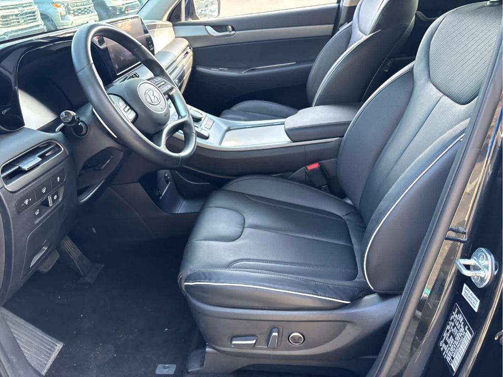 used 2023 Hyundai Palisade car, priced at $29,954