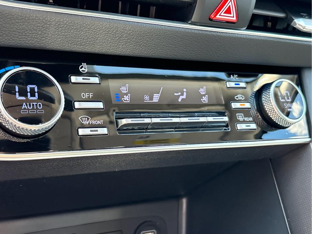 used 2021 Hyundai Sonata Hybrid car, priced at $19,037